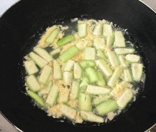 滚瓜儿怎么吃,解锁传统小吃的新吃法